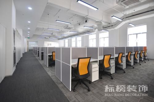 深圳辦公室裝修如何選擇家具？