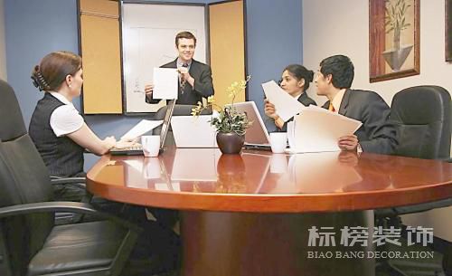 1000平米的辦公室如何設(shè)計(jì)裝修？